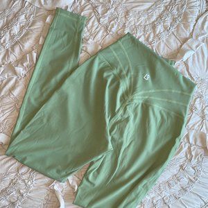 Buffbunny Legacy Legging in Tea Tree